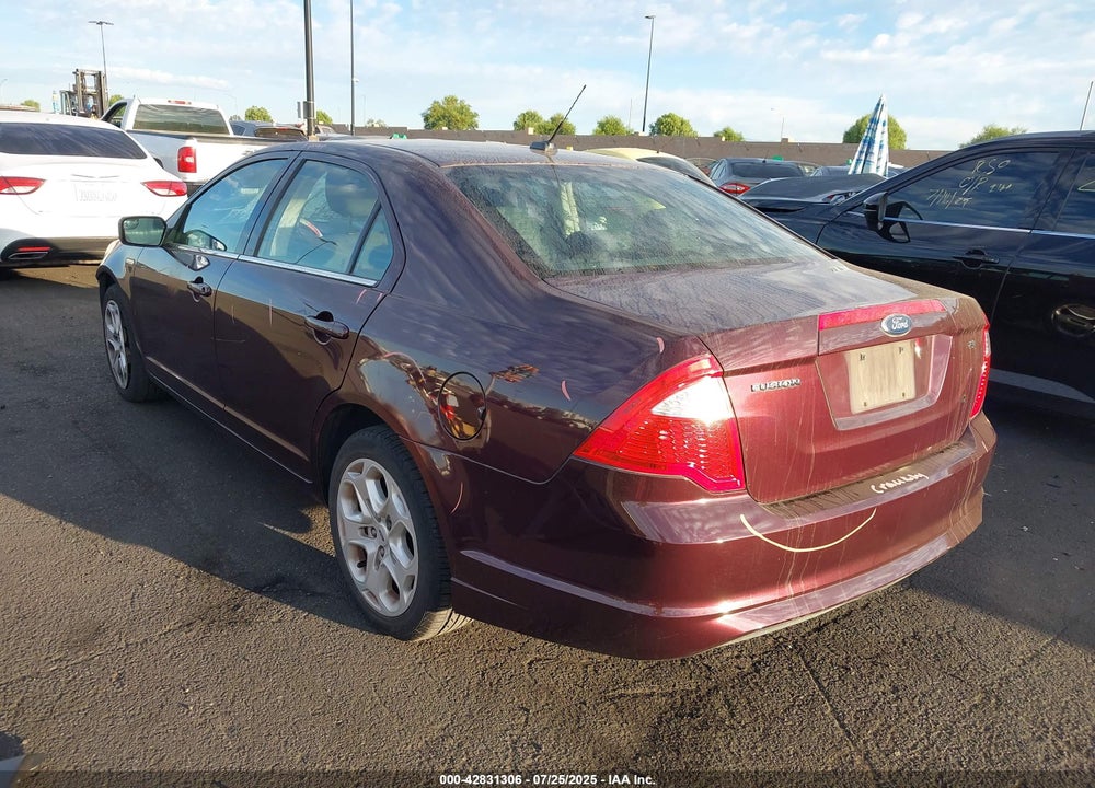 2011 FORD FUSION VIN: 3FAHP0HA2BR334132