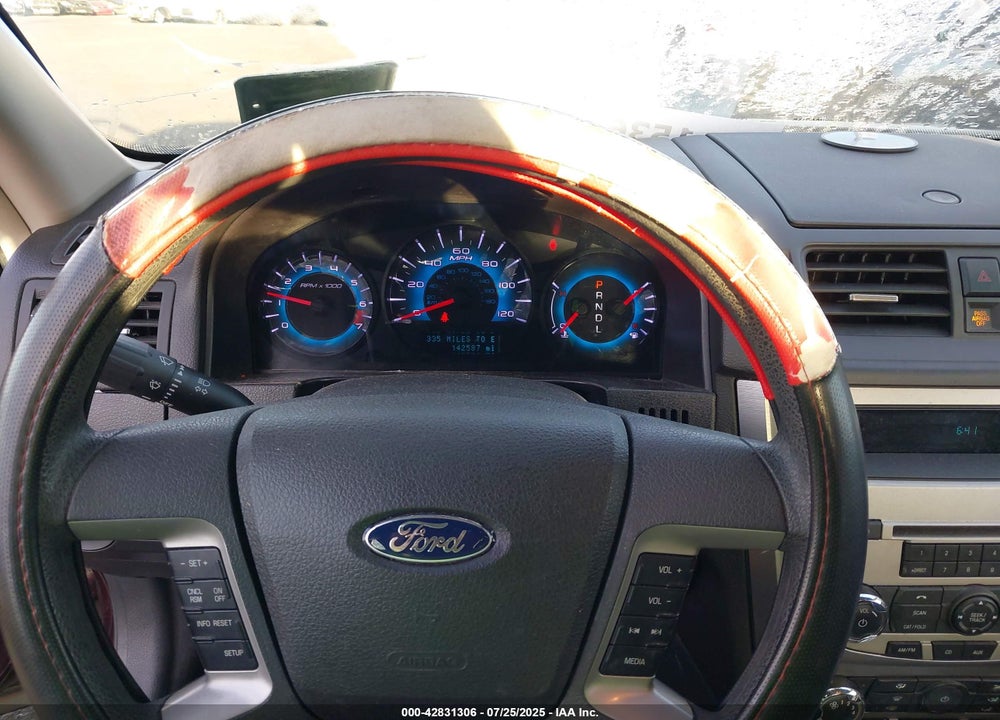 2011 FORD FUSION VIN: 3FAHP0HA2BR334132