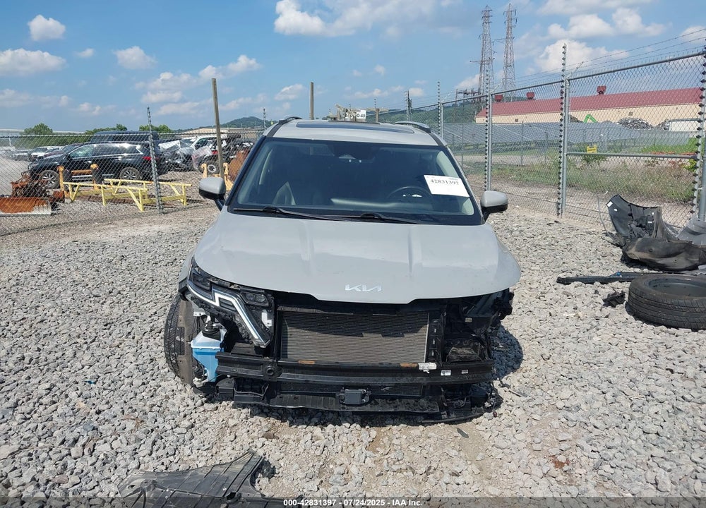 2022 KIA CARNIVAL MPV VIN: KNDNE5H36N6146460