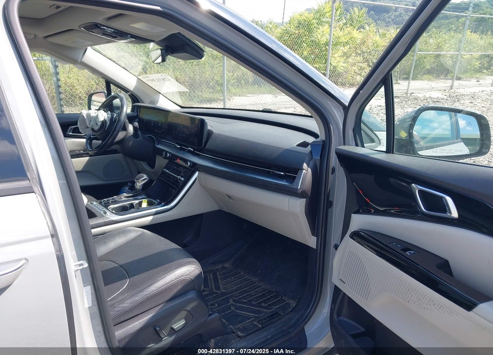 2022 KIA CARNIVAL MPV VIN: KNDNE5H36N6146460