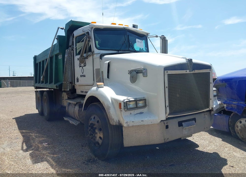 1995 KENWORTH CONSTRUCTION T800 VIN: 2XKDDR9X3SM649473
