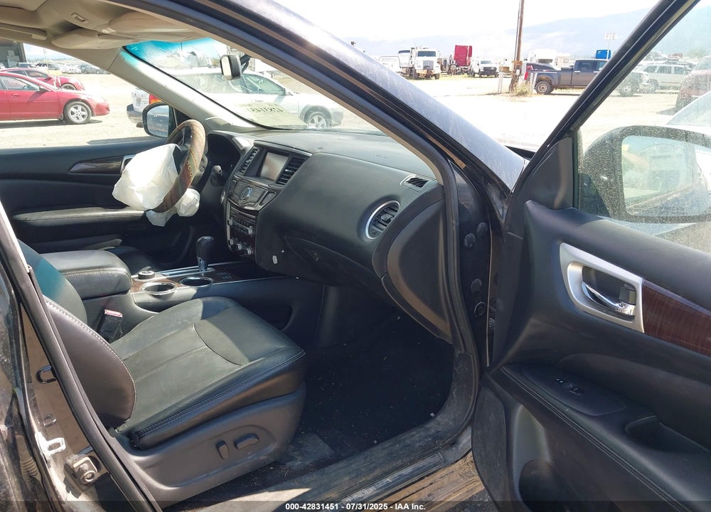 2013 NISSAN PATHFINDER VIN: 5N1AR2MM1DC680056
