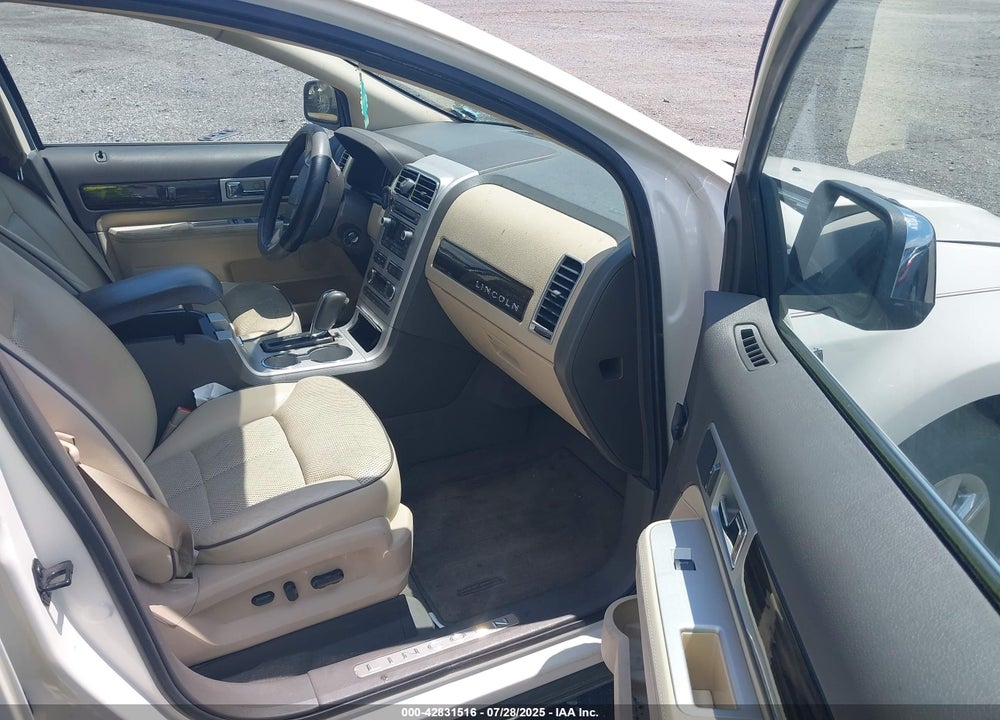 2008 LINCOLN MKX VIN: 2LMDU88C78BJ14980
