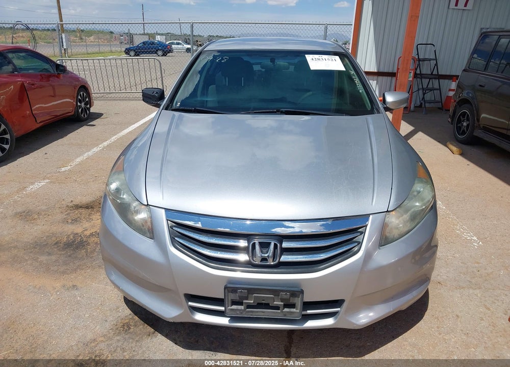 2011 HONDA ACCORD VIN: 1HGCP2F36BA067724