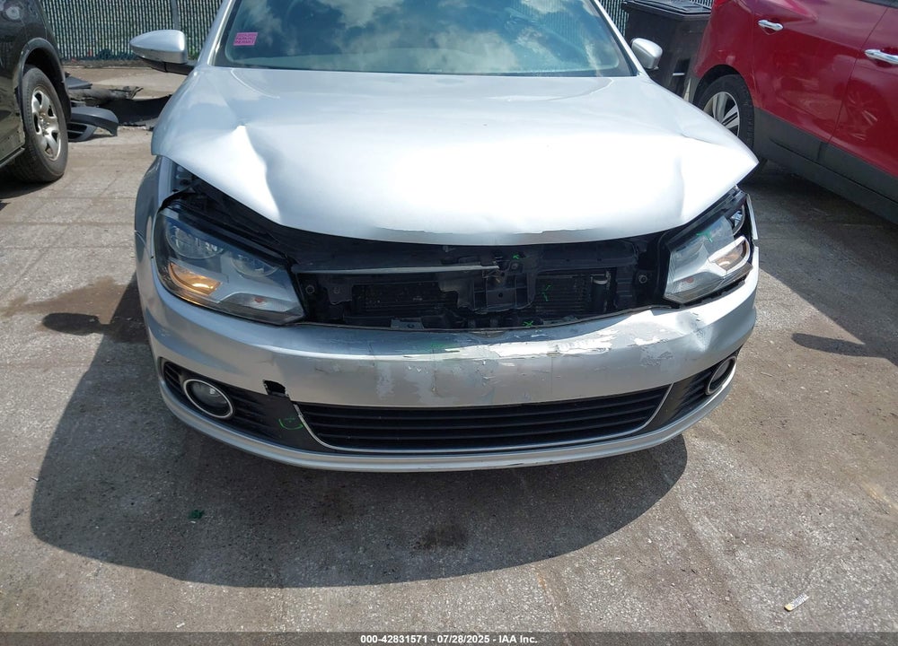 2012 VOLKSWAGEN EOS VIN: WVWBW7AH3CV010825
