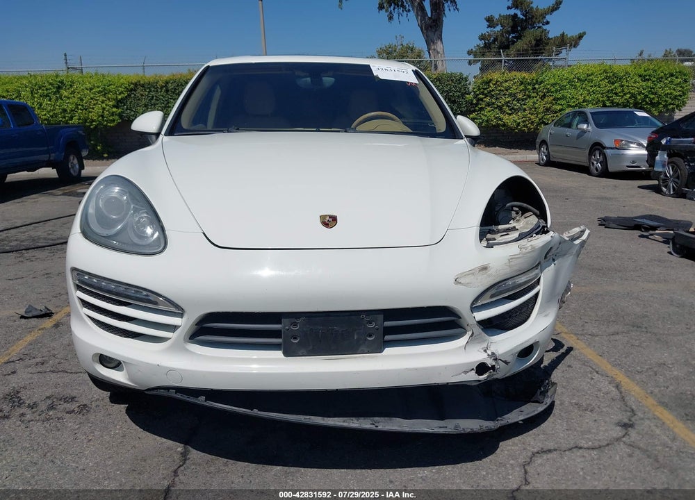 2011 PORSCHE CAYENNE VIN: WP1AA2A2XBLA01444