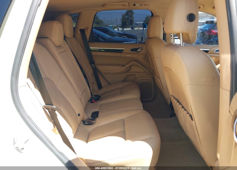 2011 PORSCHE CAYENNE VIN: WP1AA2A2XBLA01444