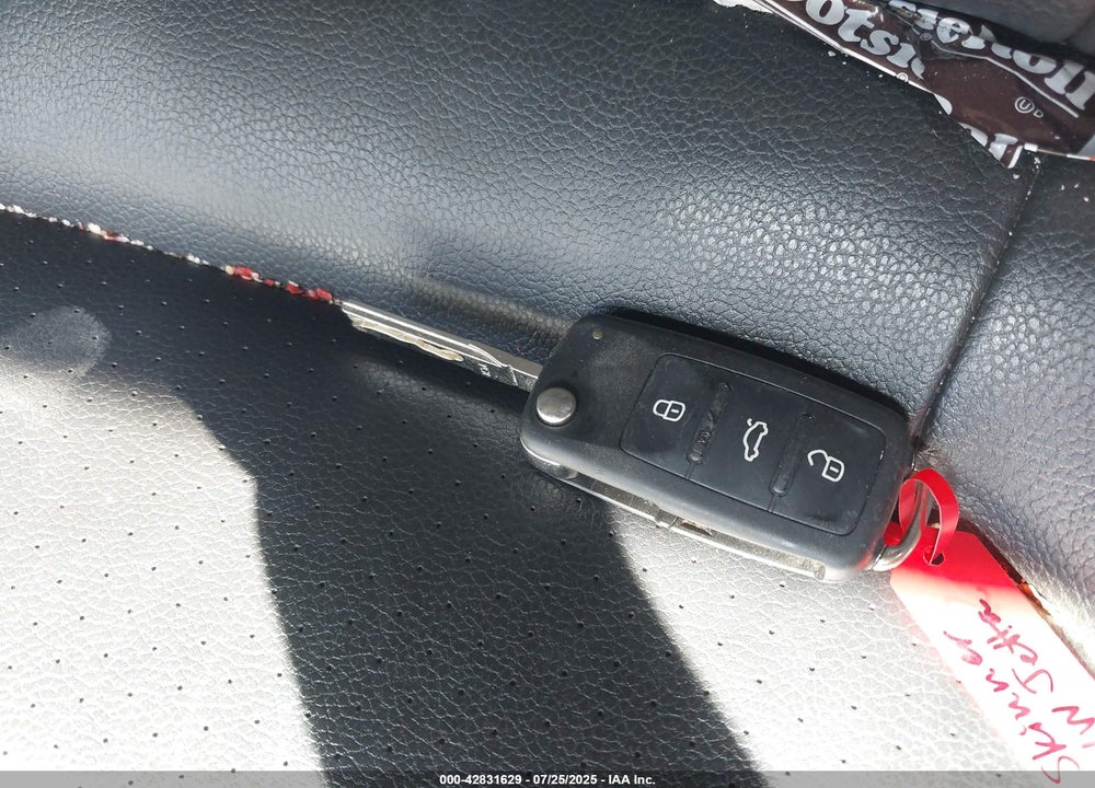 2014 VOLKSWAGEN JETTA VIN: 3VWD17AJ0EM434757