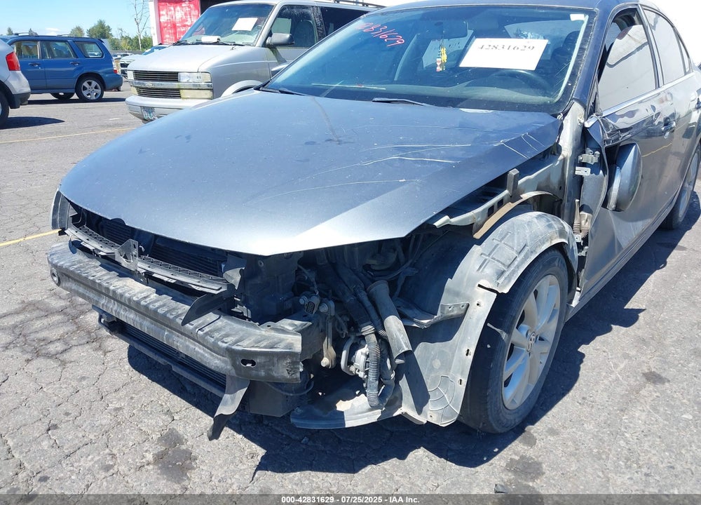 2014 VOLKSWAGEN JETTA VIN: 3VWD17AJ0EM434757