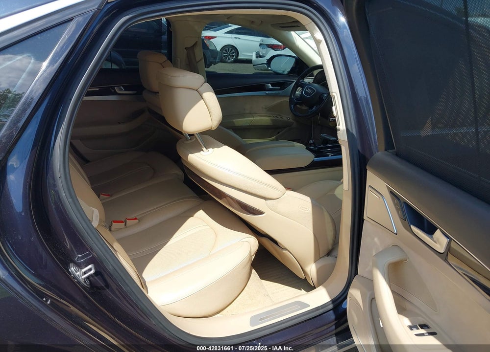 2015 AUDI A8 VIN: WAUJGAFD3FN021160