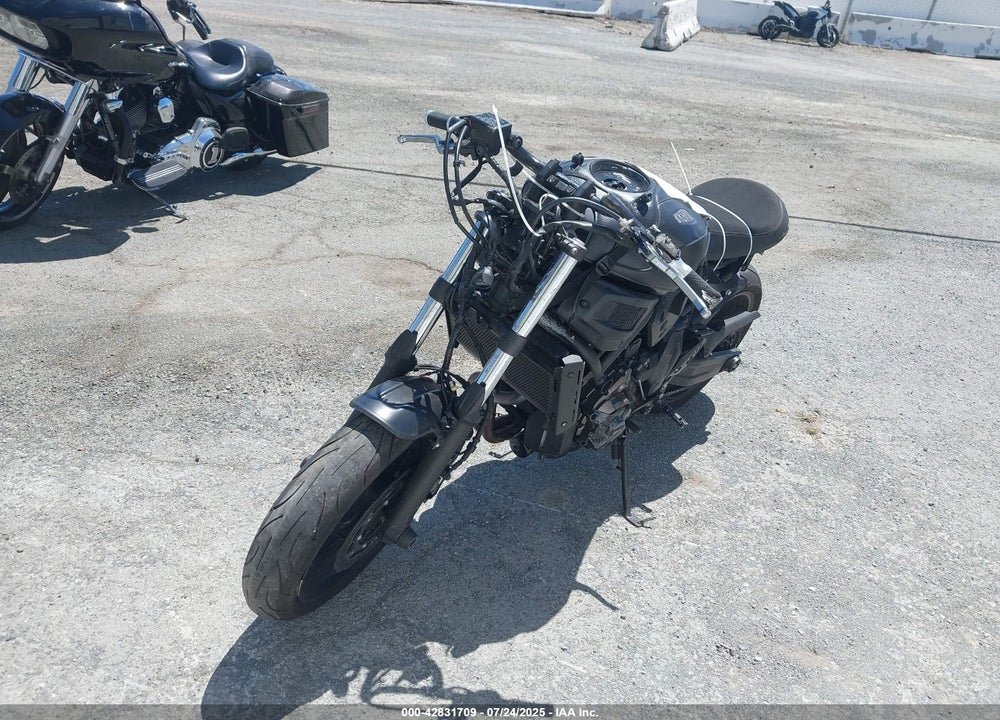 2018 YAMAHA XSR700 C VIN: JYARM21Y2JA000083