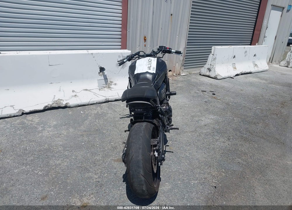 2018 YAMAHA XSR700 C VIN: JYARM21Y2JA000083