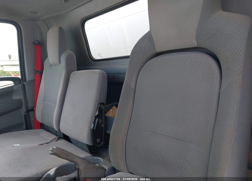 2018 ISUZU NRR VIN: JALE5W166J7303451