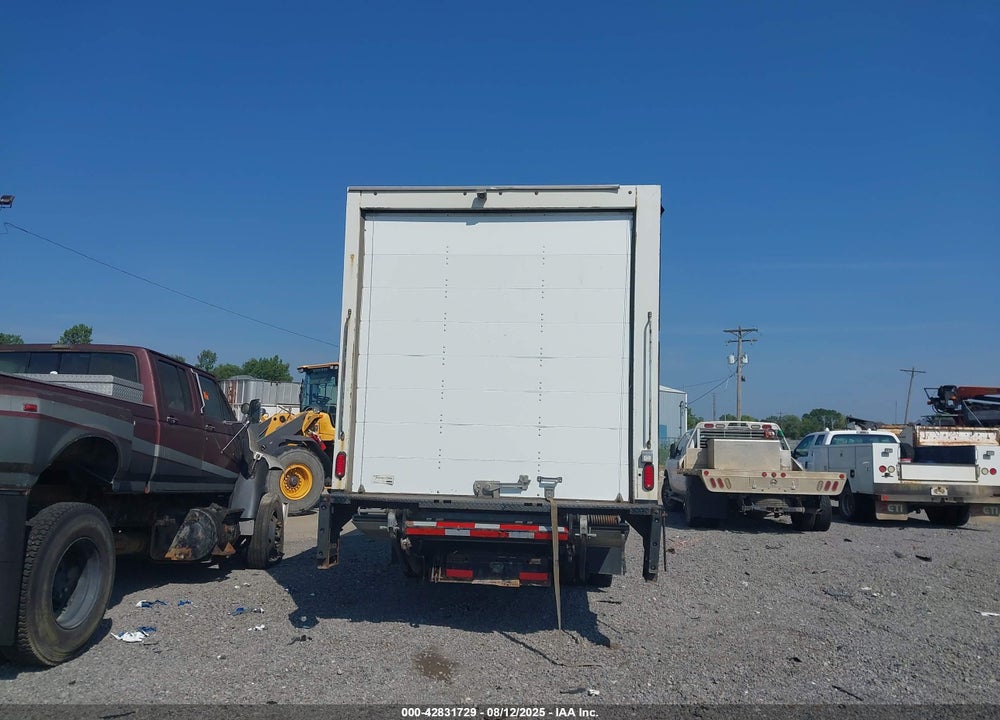 2018 ISUZU NRR VIN: JALE5W166J7303451