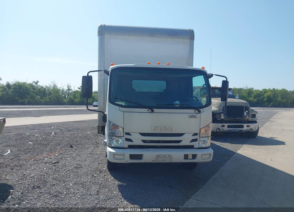2018 ISUZU NRR VIN: JALE5W166J7303451