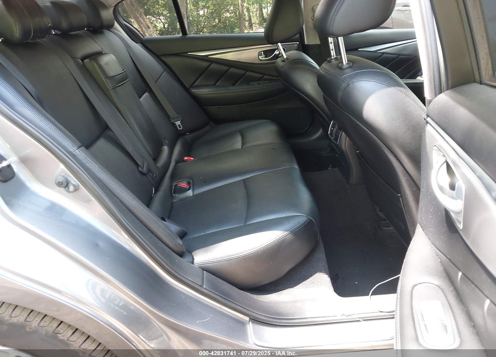 2014 INFINITI Q50 VIN: JN1BV7AR7EM699758