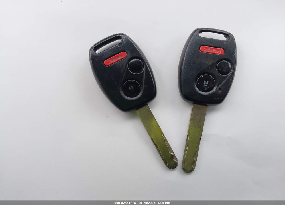 2010 HONDA CIVIC VIN: 19XFA1F63AE000933