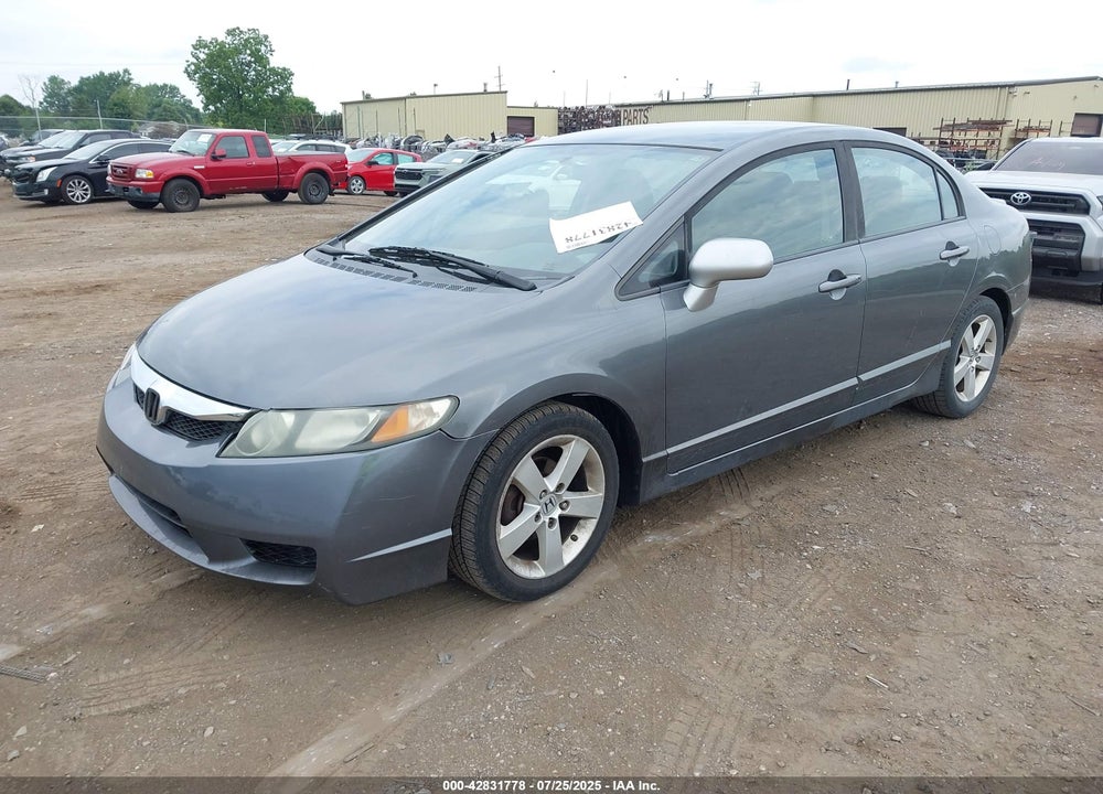 2010 HONDA CIVIC VIN: 19XFA1F63AE000933