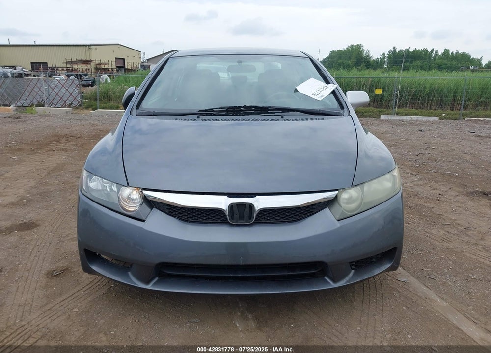 2010 HONDA CIVIC VIN: 19XFA1F63AE000933