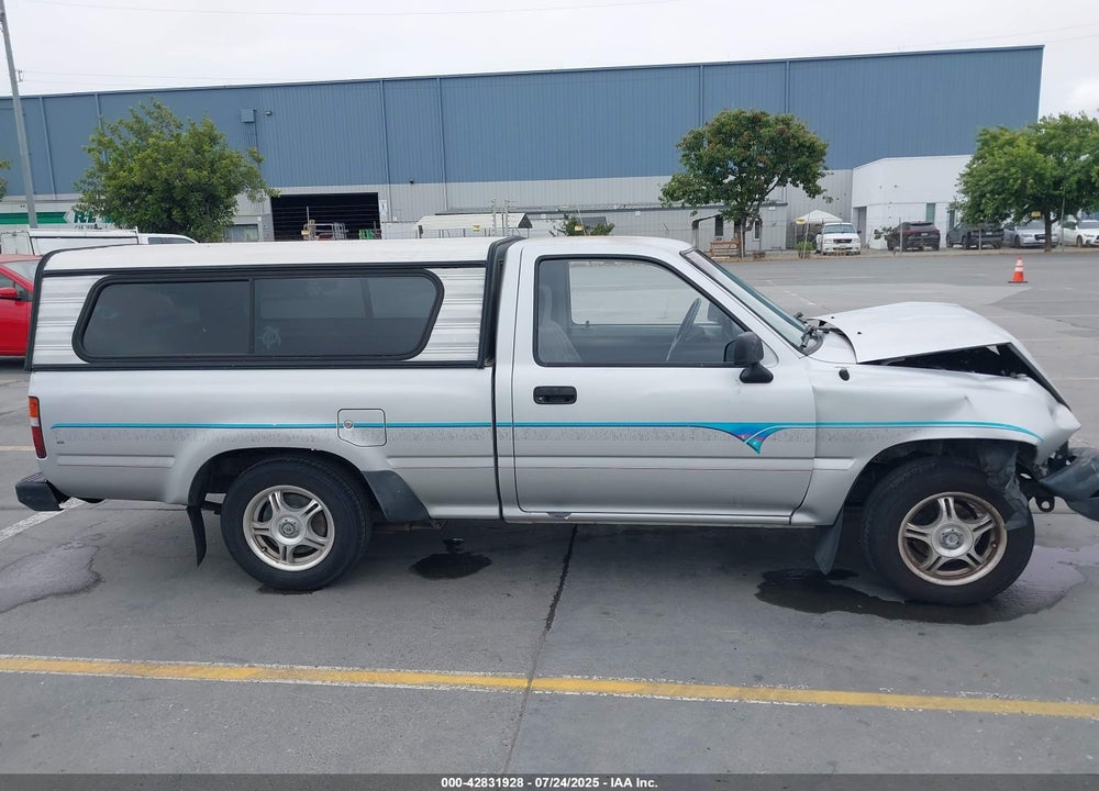 1992 TOYOTA PICKUP 1/2 TON SHORT WHLBASE STB VIN: 4TARN81A0NZ028779