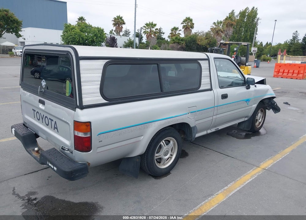 1992 TOYOTA PICKUP 1/2 TON SHORT WHLBASE STB VIN: 4TARN81A0NZ028779