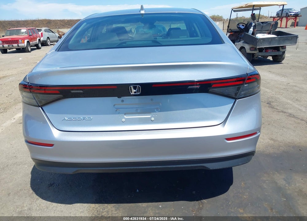 2024 HONDA ACCORD VIN: 1HGCY1F33RA058092