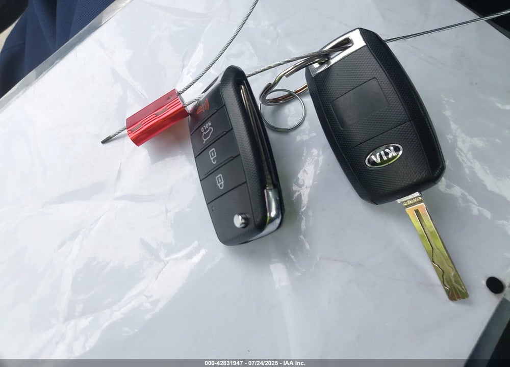 2015 KIA SOUL VIN: KNDJN2A23F7139055