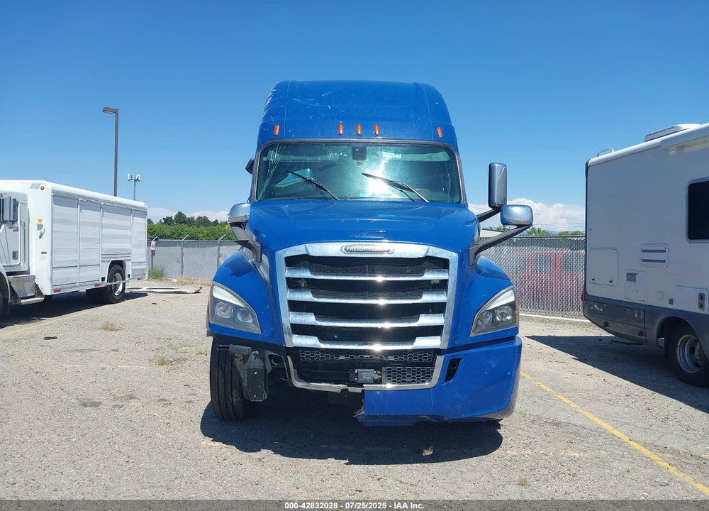 2019 FREIGHTLINER NEW CASCADIA 126 VIN: 3AKJHHDR8KSKD8208