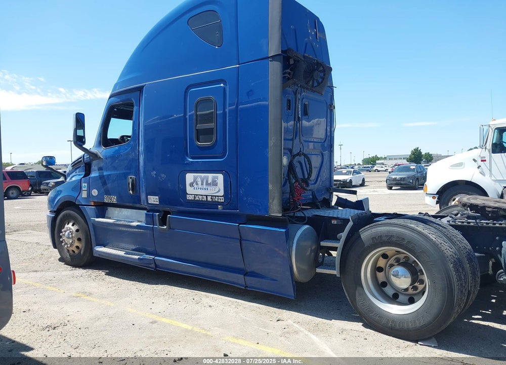 2019 FREIGHTLINER NEW CASCADIA 126 VIN: 3AKJHHDR8KSKD8208