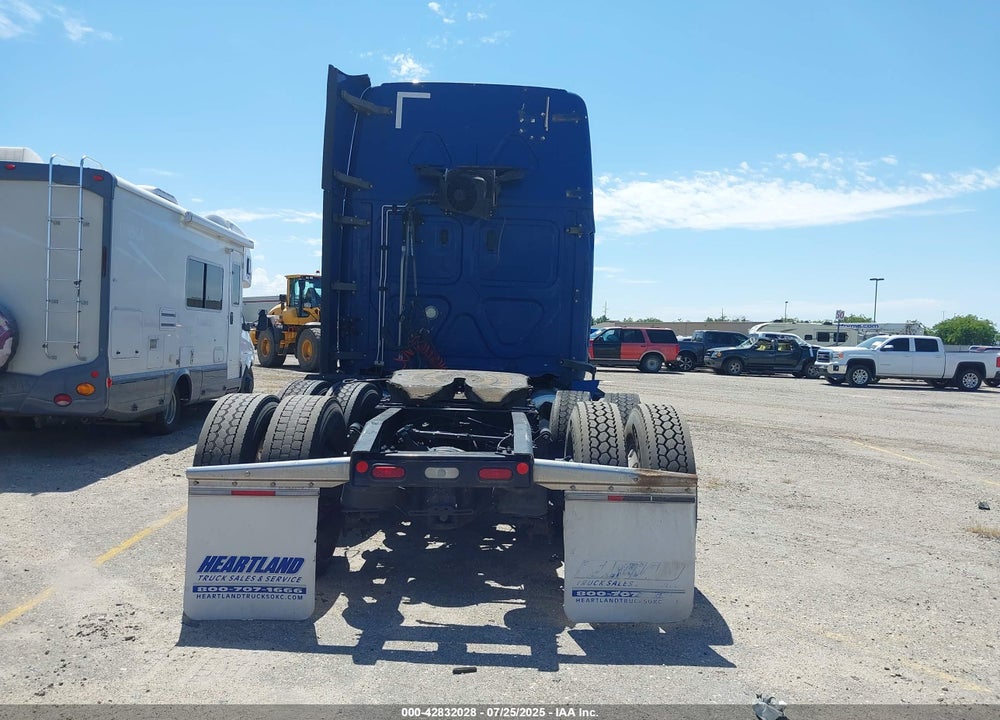 2019 FREIGHTLINER NEW CASCADIA 126 VIN: 3AKJHHDR8KSKD8208