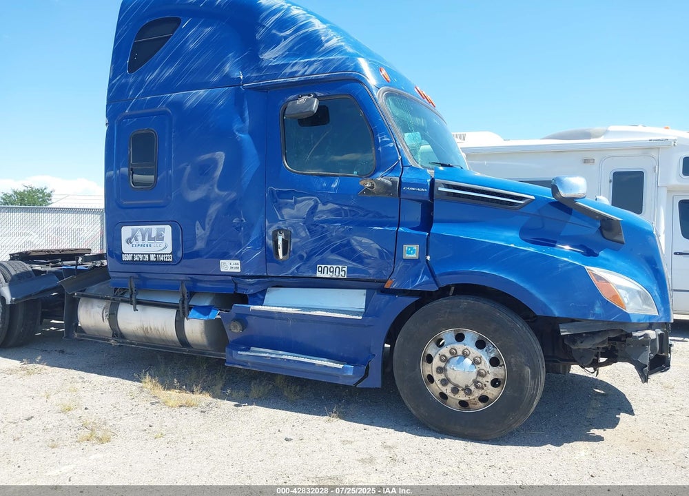 2019 FREIGHTLINER NEW CASCADIA 126 VIN: 3AKJHHDR8KSKD8208