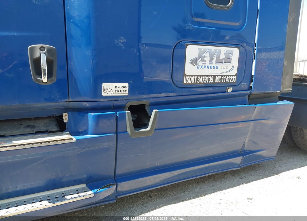 2019 FREIGHTLINER NEW CASCADIA 126 VIN: 3AKJHHDR8KSKD8208