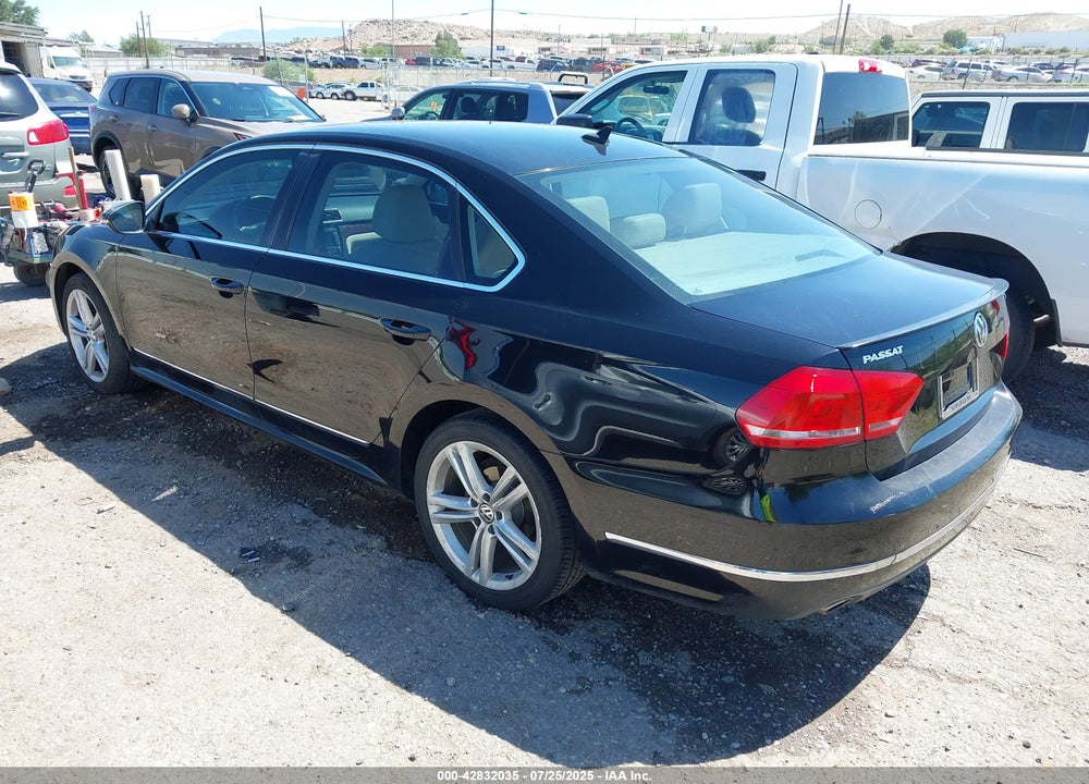 2012 VOLKSWAGEN PASSAT VIN: 1VWCN7A31CC071983