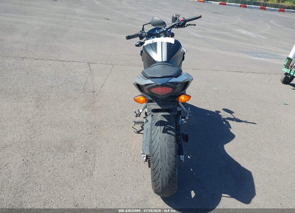 2016 HONDA CB500 F VIN: MLHPC4567G5300090