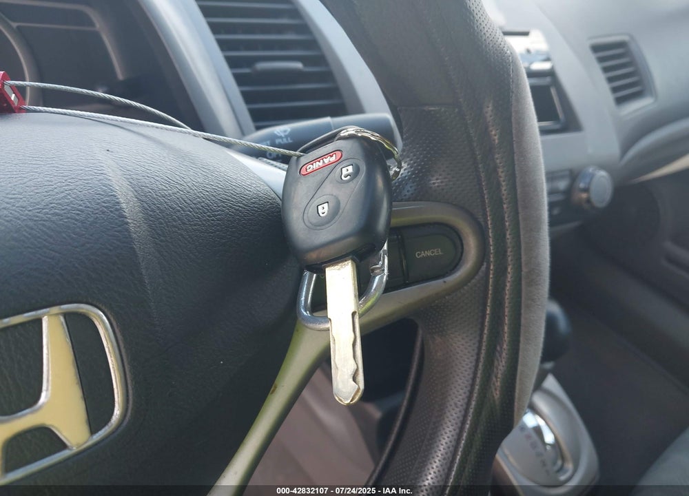 2010 HONDA CIVIC VIN: 2HGFA1F57AH566560