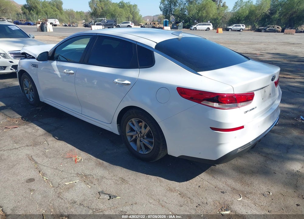 2019 KIA OPTIMA VIN: 5XXGT4L33KG376003