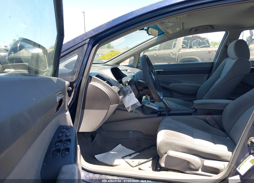 2011 HONDA CIVIC VIN: 2HGFA1F58BH538946