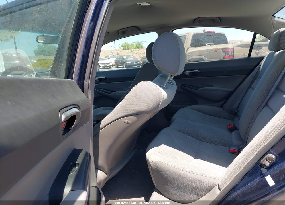 2011 HONDA CIVIC VIN: 2HGFA1F58BH538946