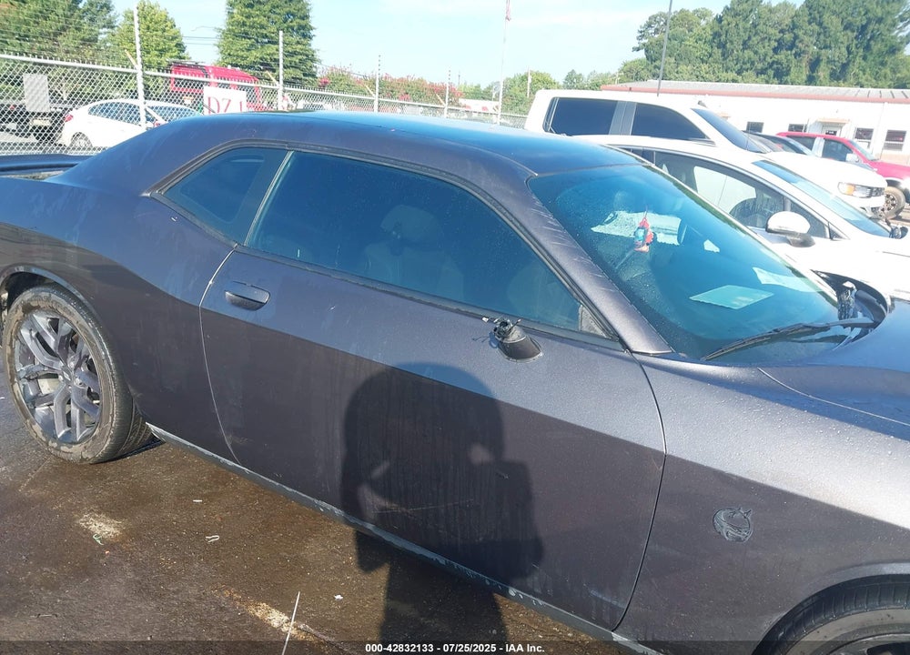 2020 DODGE CHALLENGER SXT VIN: 2C3CDZAG7LH202047