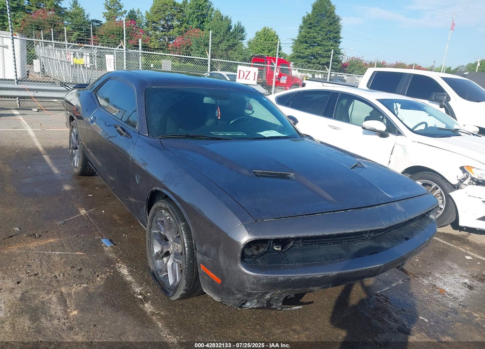 2020 DODGE CHALLENGER SXT VIN: 2C3CDZAG7LH202047