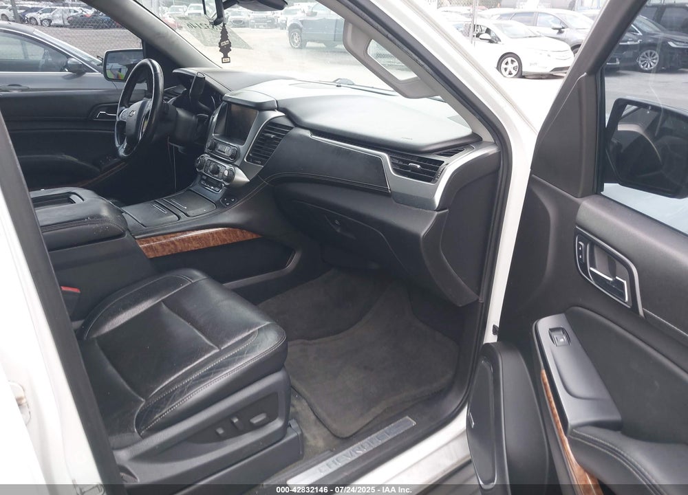 2015 CHEVROLET SUBURBAN 1500 VIN: 1GNSCKKC4FR239114