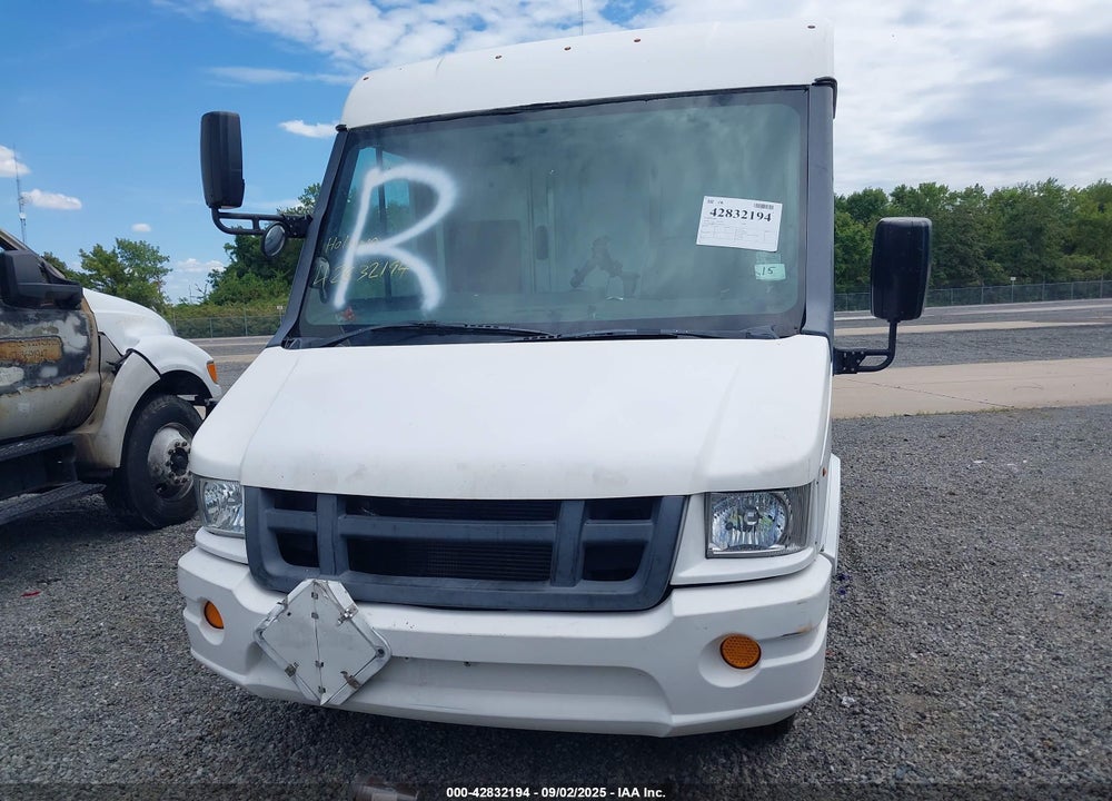 2016 ISUZU NPR VIN: JALB4T171G7W00004