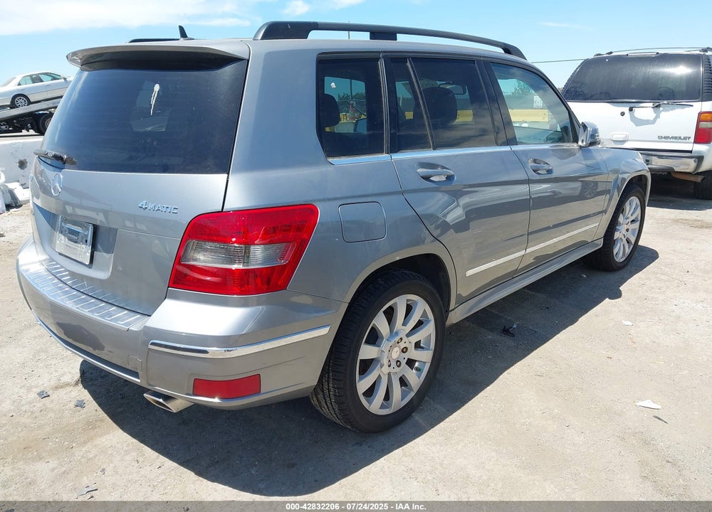 2011 MERCEDES-BENZ GLK-CLASS VIN: WDCGG8HB5BF671690