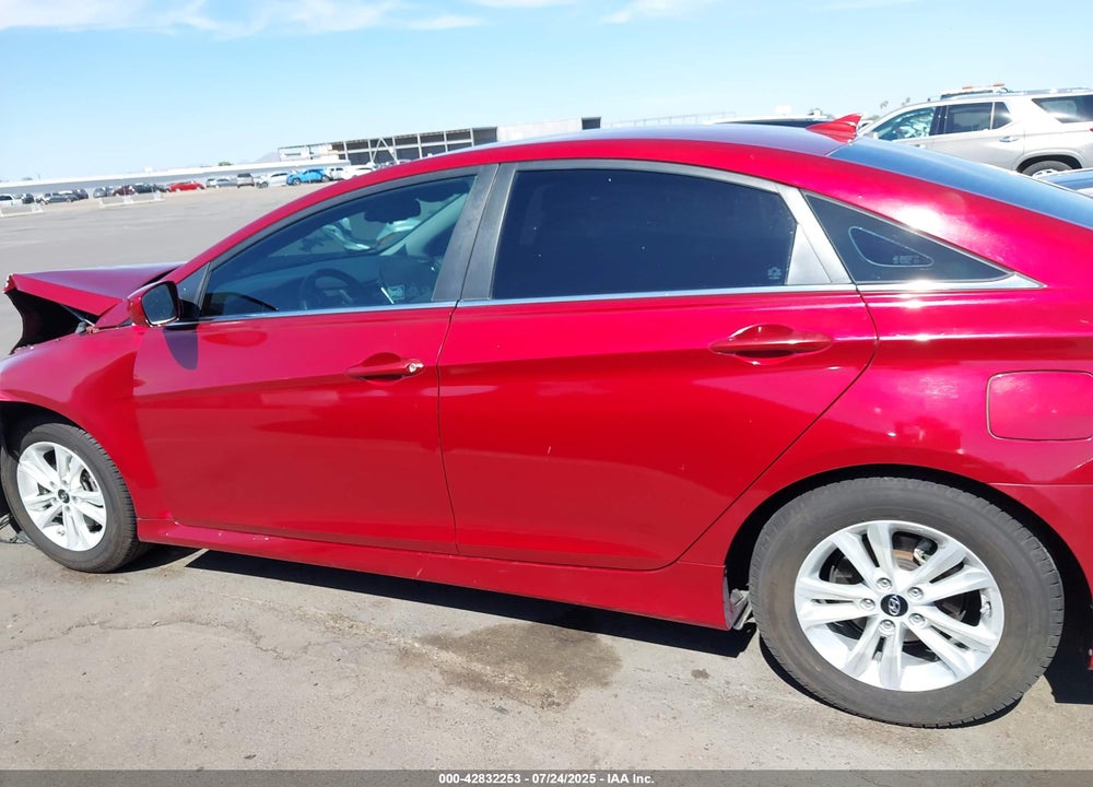 2014 HYUNDAI SONATA GLS VIN: 5NPEB4AC0EH881518