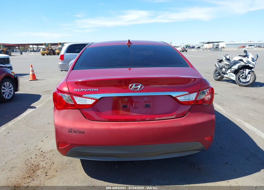 2014 HYUNDAI SONATA GLS VIN: 5NPEB4AC0EH881518
