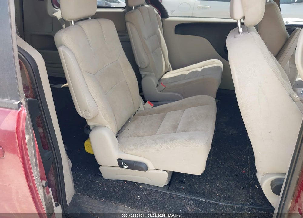 2016 DODGE GRAND CARAVAN SXT VIN: 2C4RDGCG2GR131377