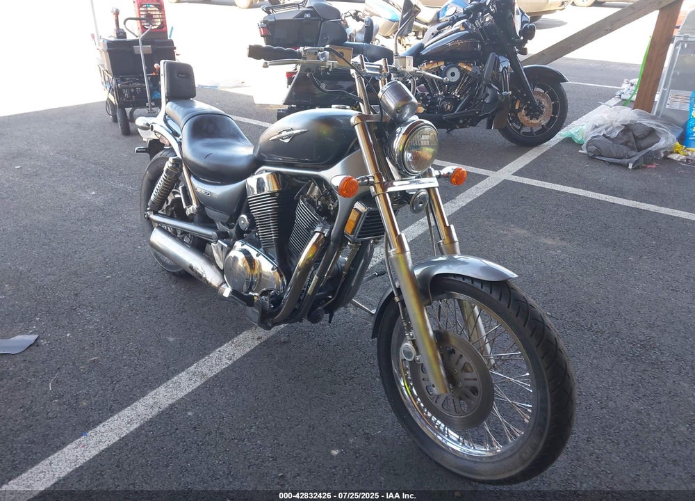 2005 SUZUKI VS1400 GLP VIN: JS1VX51L752100884