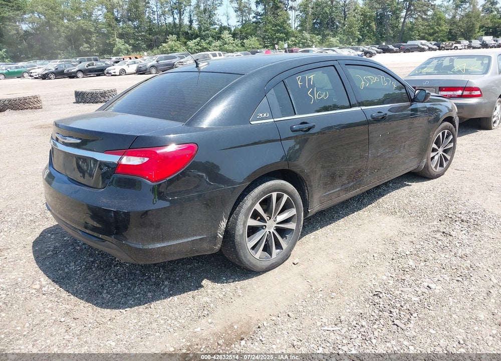 2014 CHRYSLER 200 VIN: 1C3CCBBG3EN185279