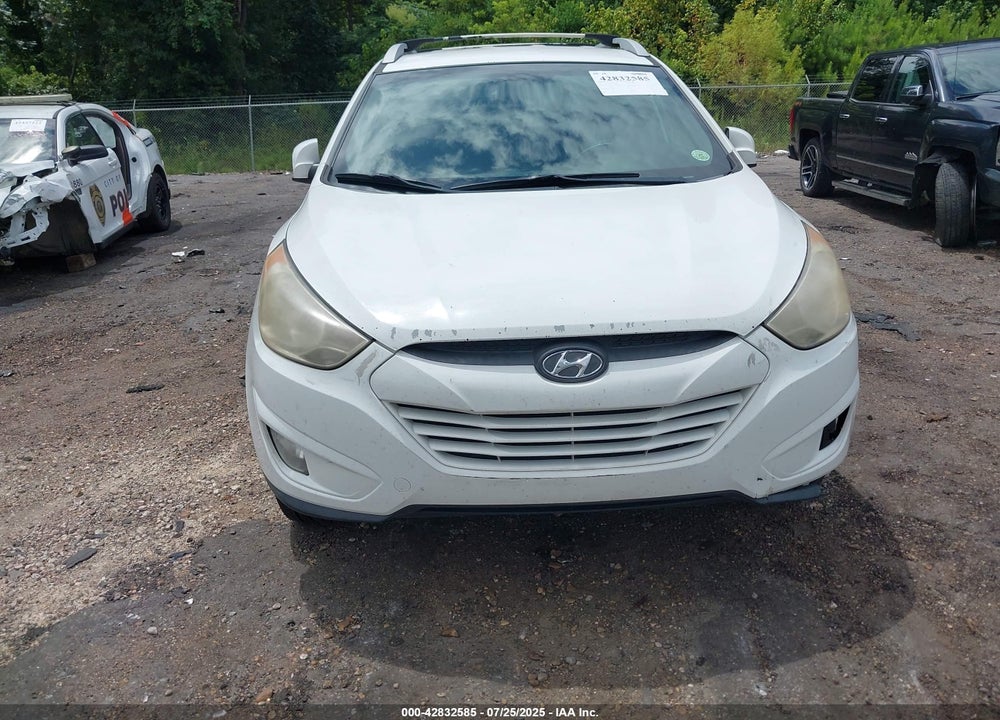 2013 HYUNDAI TUCSON VIN: KM8JU3AC9DU727683