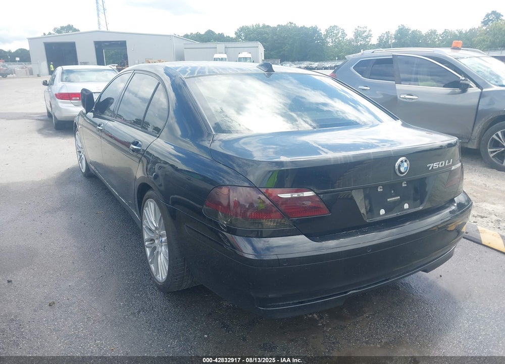 2007 BMW 750LI VIN: WBAHN83527DT75009